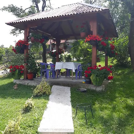 Seosko Domacinstvo Jovanovic *